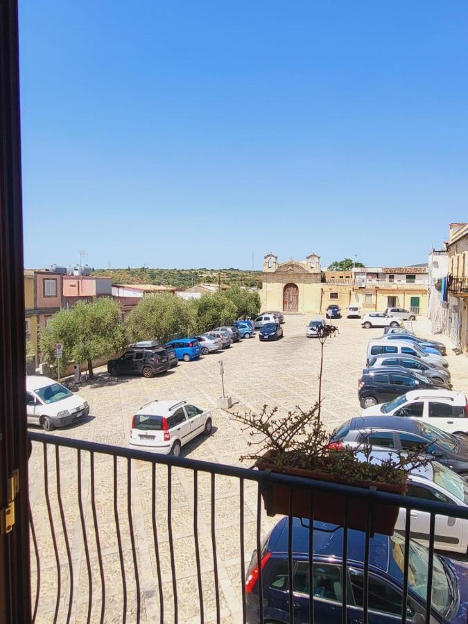 Hotel La Perla Di Noto Exterior foto